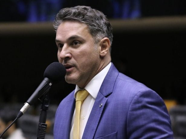 Zucco reage com firmeza à prisão de Bolsonaro e cobra ação imediata do Congresso