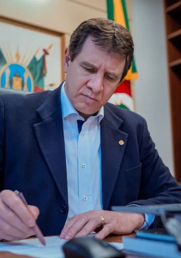 Ernani Polo diz que fica no PP