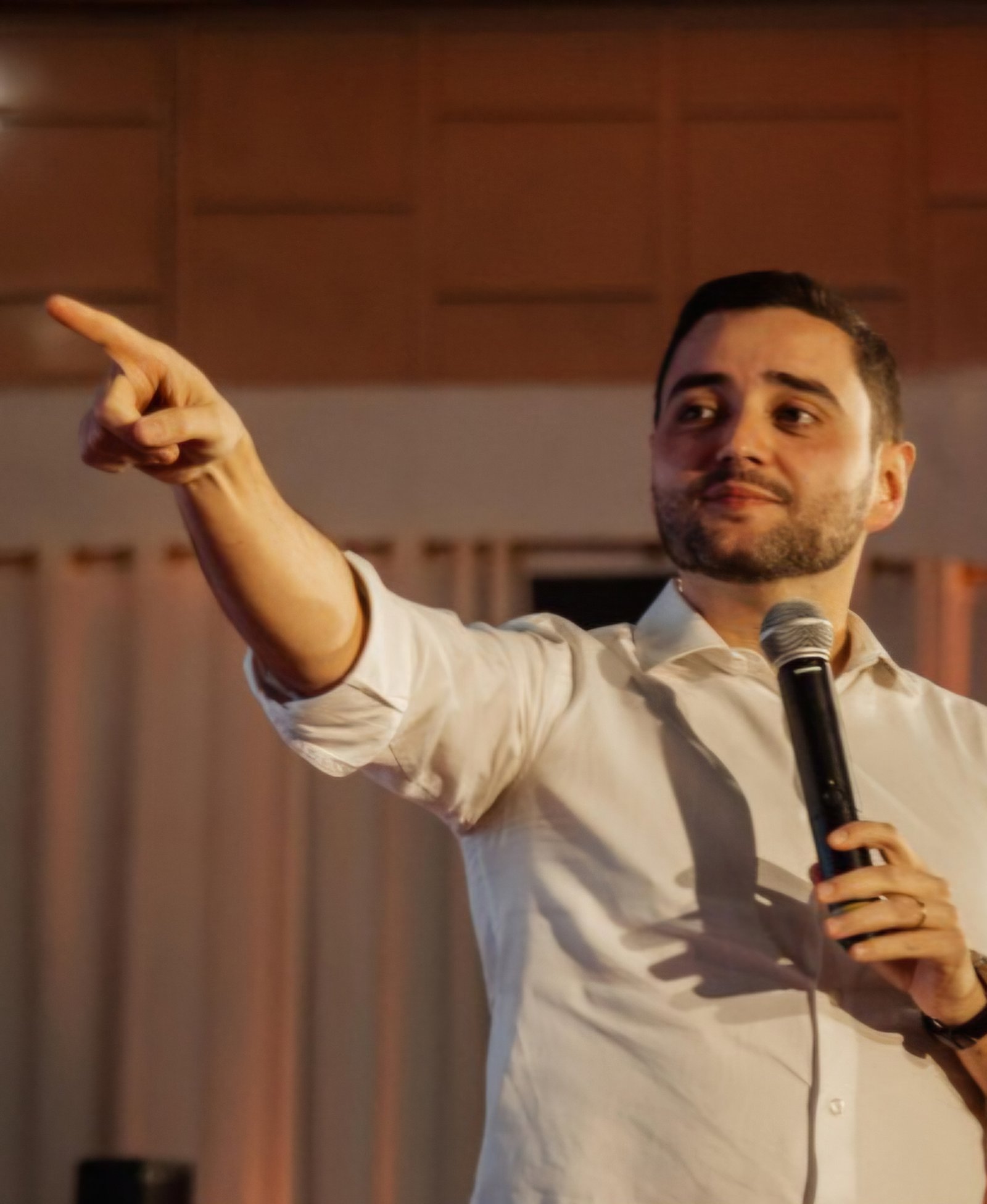 Deixado de lado no baile: Gabriel segue esperando ser lembrado